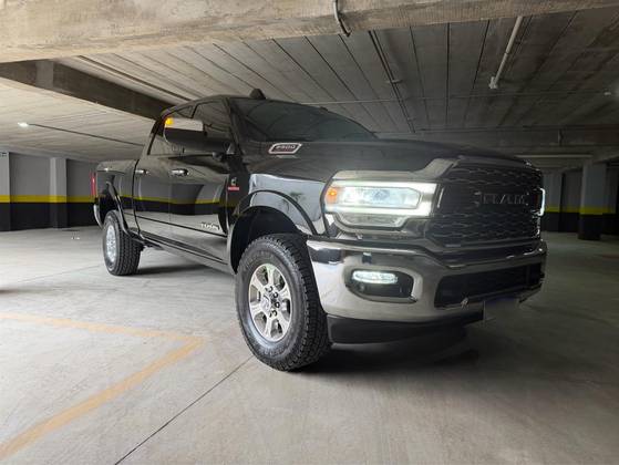 RAM 2500 6.7 I6 TURBO DIESEL LARAMIE CD 4X4 AUTOMÁTICO RAM 2500 6.7 I6 TURBO DIESEL LARAMIE CD 4X4 AUTOMÁTICO